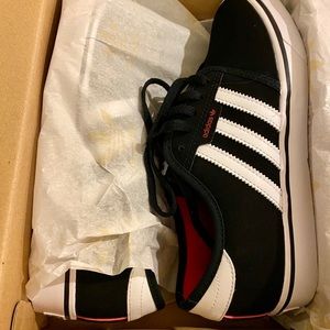 Adidas Seeley J Sneakers